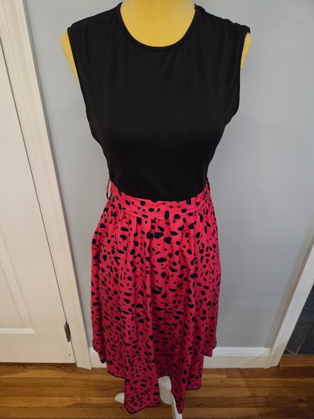 SHEIN Black & Pink Leopard Print Dress